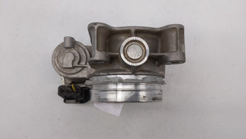 2016-2019 Chevrolet Camaro Throttle Body P/N:12670837AA 12681472AA, 12670937AA Fits Fits 2013 2014 2015 2016 2017 2018 2019 OEM Used Auto Parts