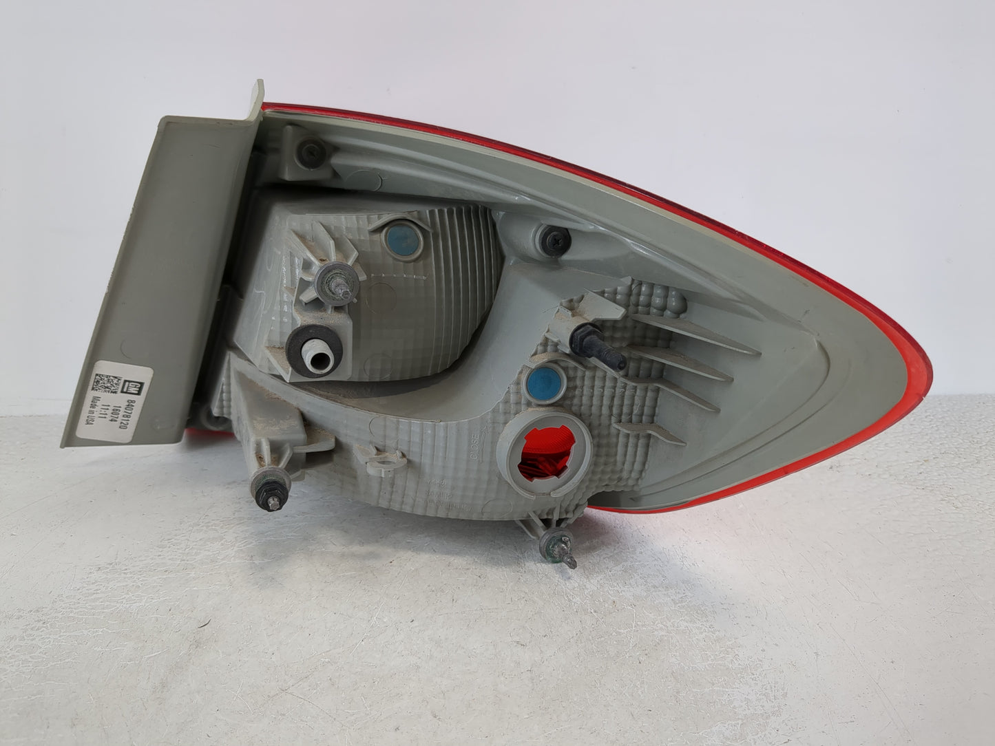 2011-2016 Chevrolet Cruze Tail Light Assembly Driver Left OEM P/N:84078120 Fits Fits 2011 2012 2013 2014 2015 2016 OEM Used