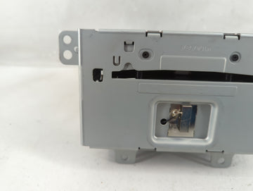2015-2016 Chevrolet Cruze Radio AM FM Cd Player Receiver Replacement P/N:2337 8511 Fits Fits 2014 2015 2016 2017 OEM Used Auto Parts
