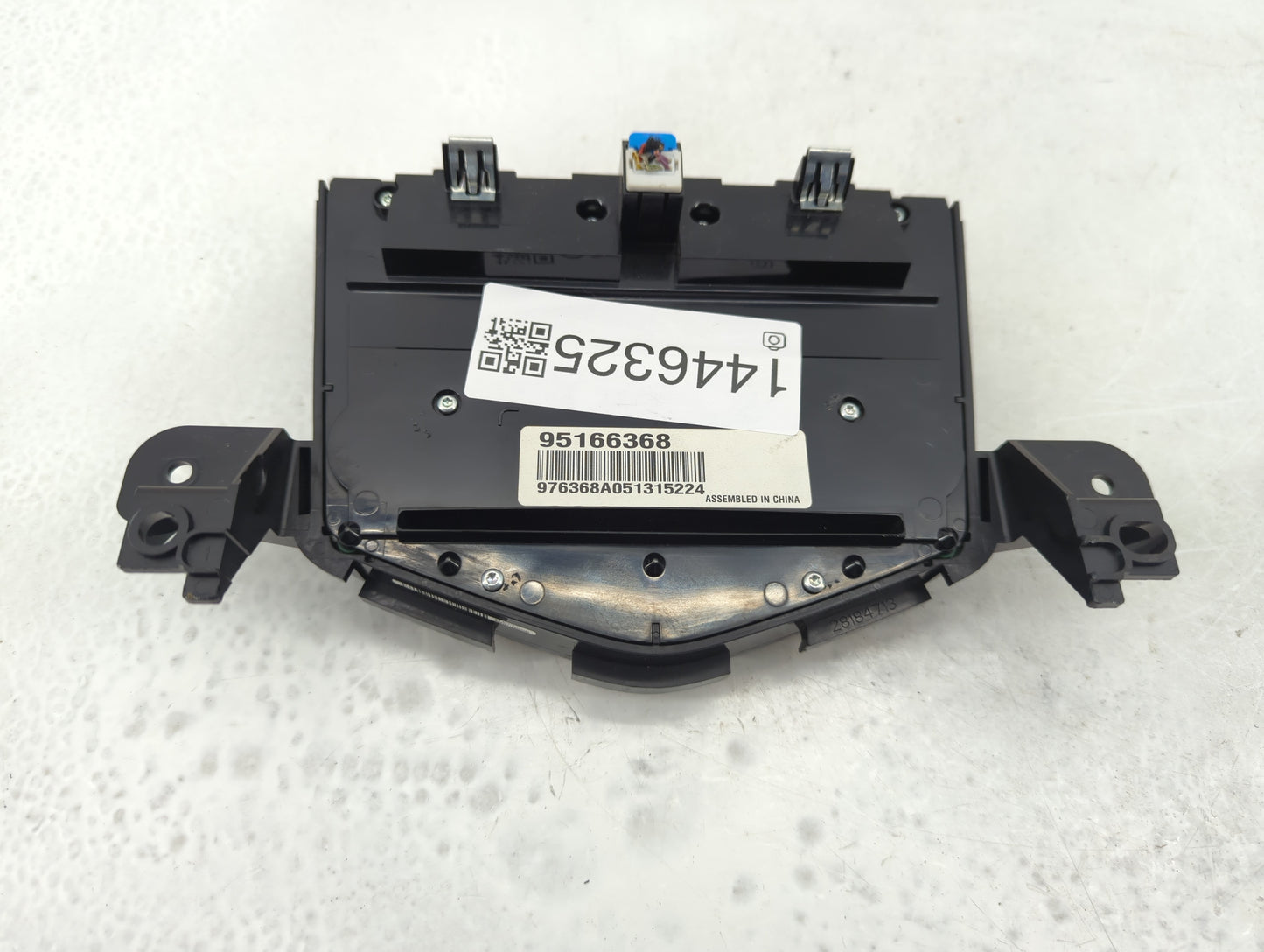 Chevrolet Cruze Radio Control Panel - Oemusedautoparts1.com