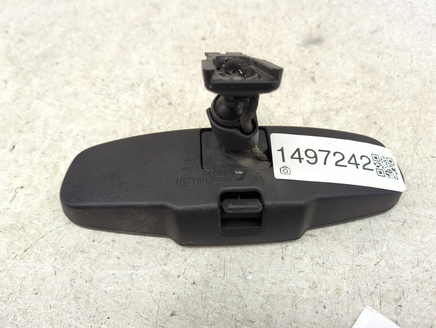 2016 Chevrolet Cruze Interior Rear View Mirror Replacement OEM P/N:E11 026591 Fits OEM Used Auto Parts - Oemusedautoparts1.c