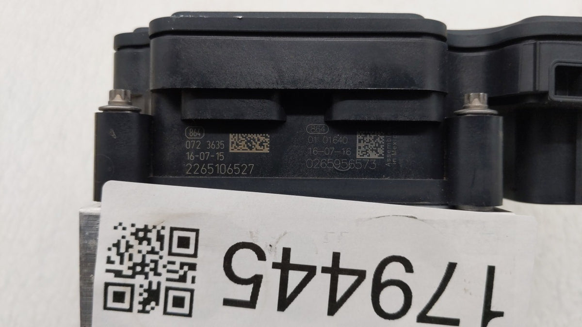 2016 Chevrolet Cruze Anti-Lock Brake ABS Pump Module Actuator OEM P/N:065055766 39042384, 39064667, 39064664 Fits OEM Used A