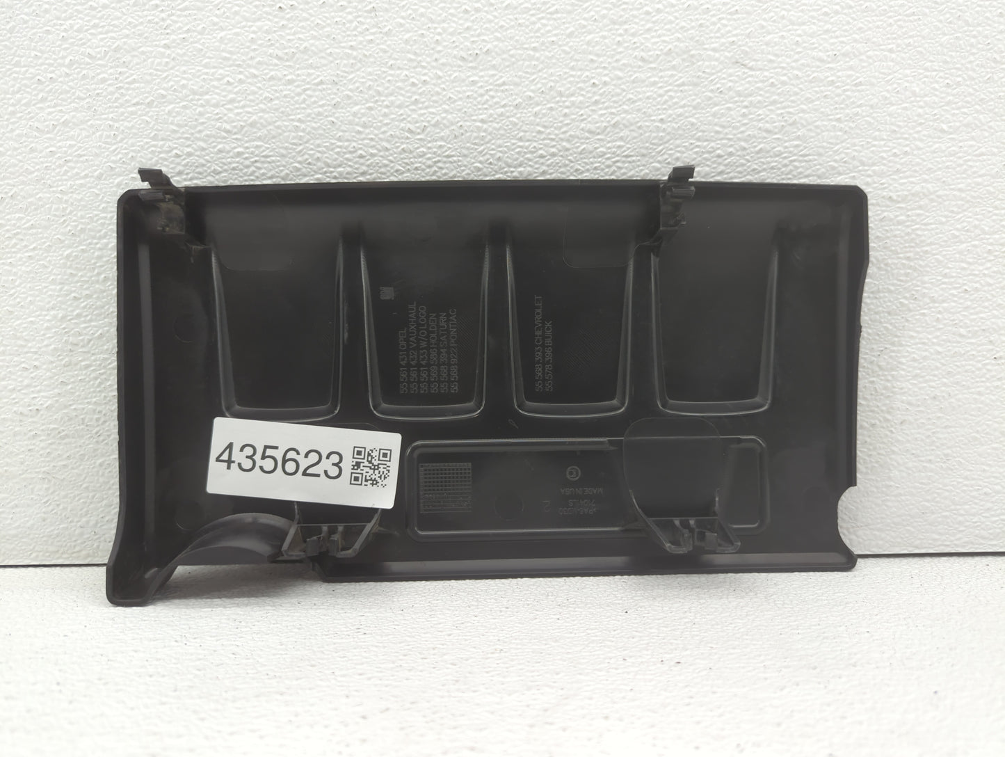 2016 Chevrolet Cruze Engine Cover - Oemusedautoparts1.com