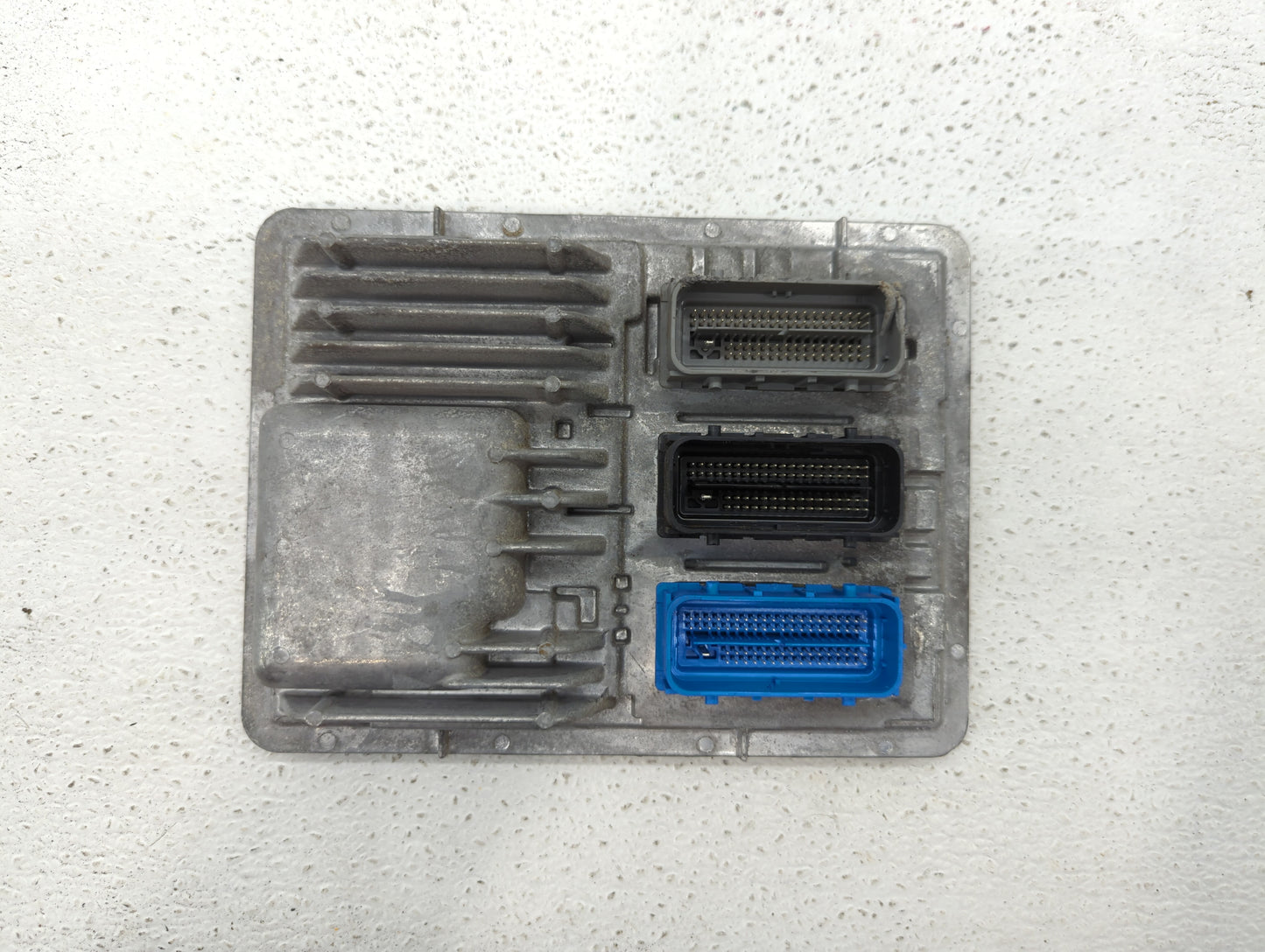 2016 Chevrolet Cruze PCM Engine Control Computer ECU ECM PCU OEM P/N:12672502 12676591, 12669511, 12607096, 12675580 Fits OE