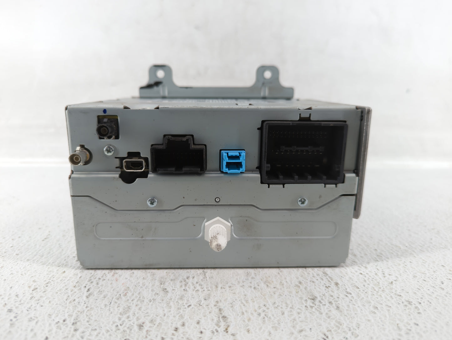 2016-2016 Chevrolet Cruze Am Fm Cd Player Radio Receiver - Oemusedautoparts1.com