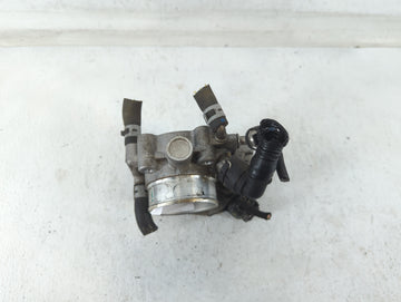 2011-2016 Chevrolet Cruze Throttle Body P/N:55 561495 Fits Fits 2009 2010 2011 2012 2013 2014 2015 2016 2017 2018 OEM Used Auto Parts