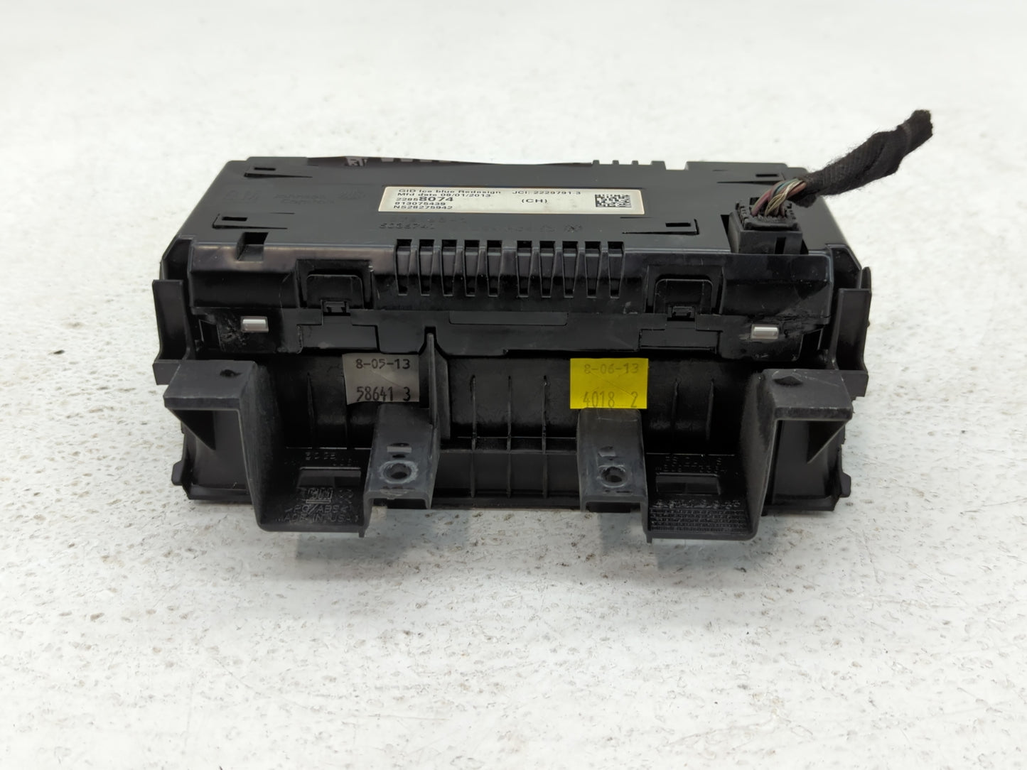 2012-2016 Chevrolet Cruze Information Display Screen - Oemusedautoparts1.com