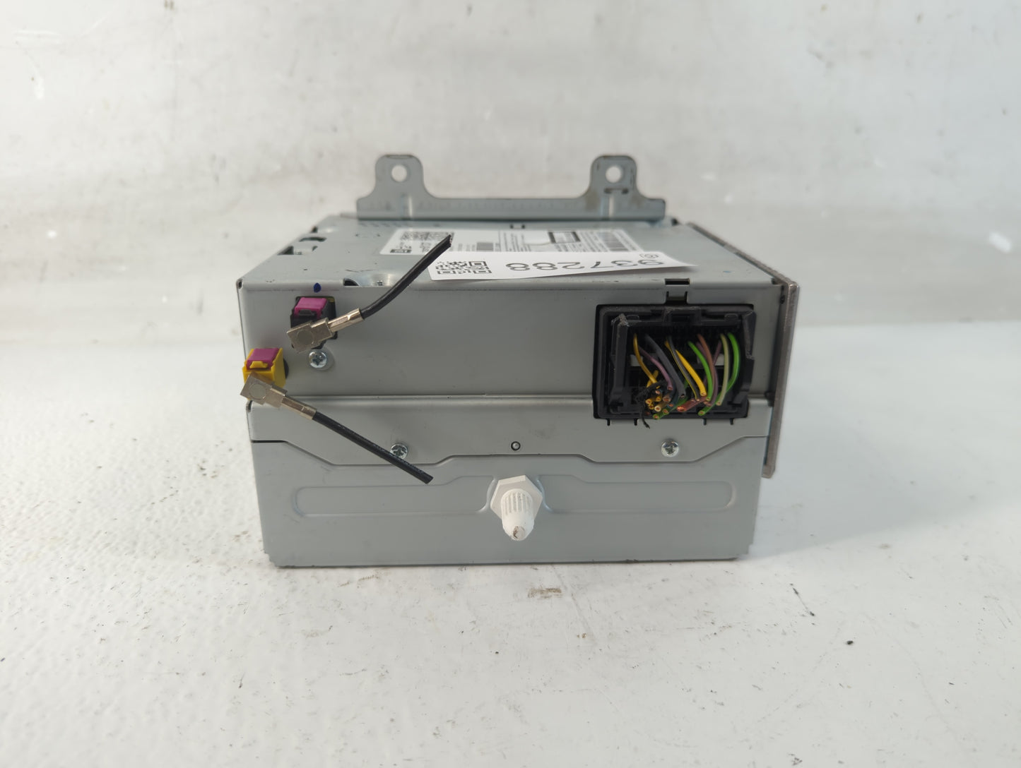 2013-2016 Chevrolet Cruze Radio AM FM Cd Player Receiver Replacement P/N:22976137 Fits Fits 2013 2014 2015 2016 OEM Used Aut
