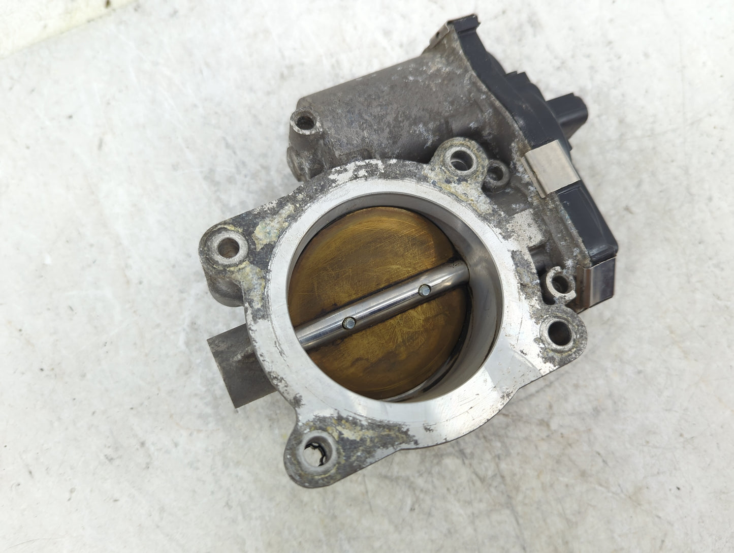 2016-2017 Chevrolet Equinox Throttle Body P/N:12632101CA Fits Fits 2016 2017 OEM Used Auto Parts - Oemusedautoparts1.com