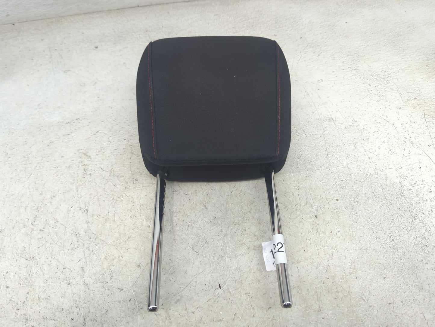 2016 Chevrolet Equinox Headrest Head Rest Front Driver Seat Black 1472270 - Oemusedautoparts1.com