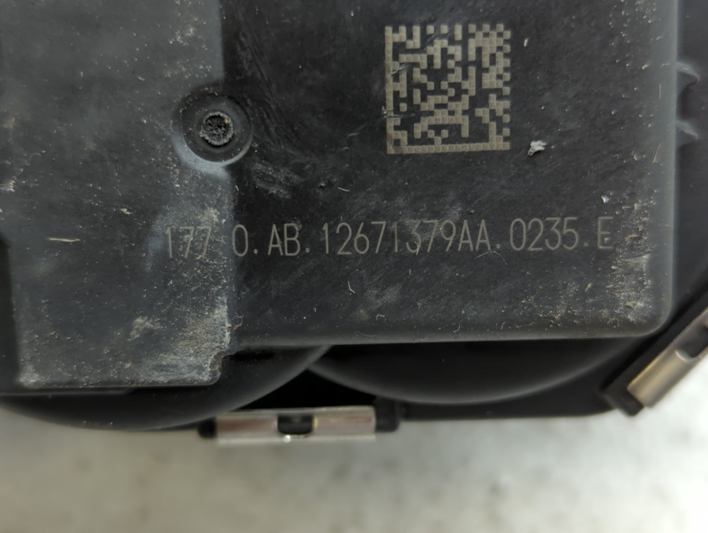 2018-2019 Chevrolet Equinox Throttle Body P/N:12671379AA Fits Fits 2016 2017 2018 2019 OEM Used Auto Parts - Oemusedautopart