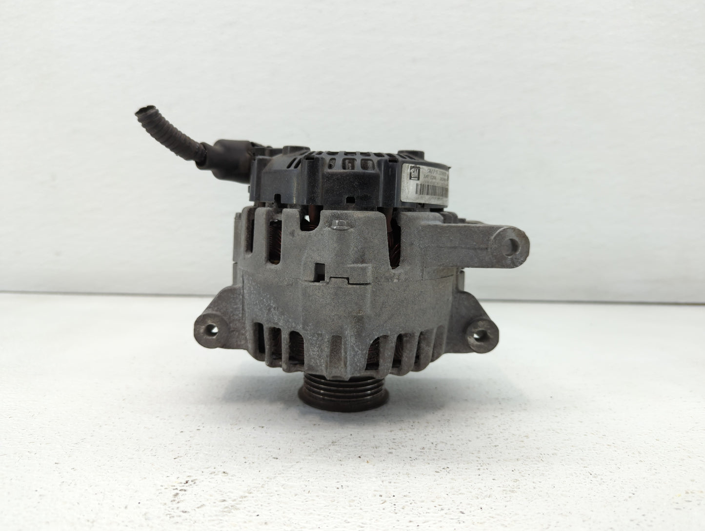 2010-2017 Chevrolet Equinox Alternator Replacement Generator Charging Assembly Engine OEM P/N:13500315 13588328 Fits OEM Use