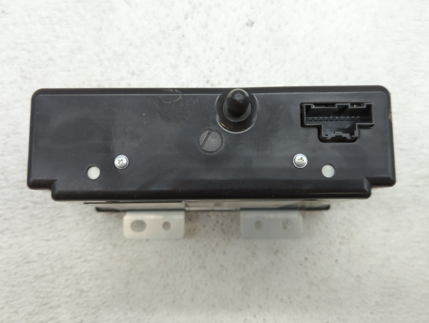 2015-2019 Chevrolet Impala Am Fm Cd Player Radio Receiver - Oemusedautoparts1.com
