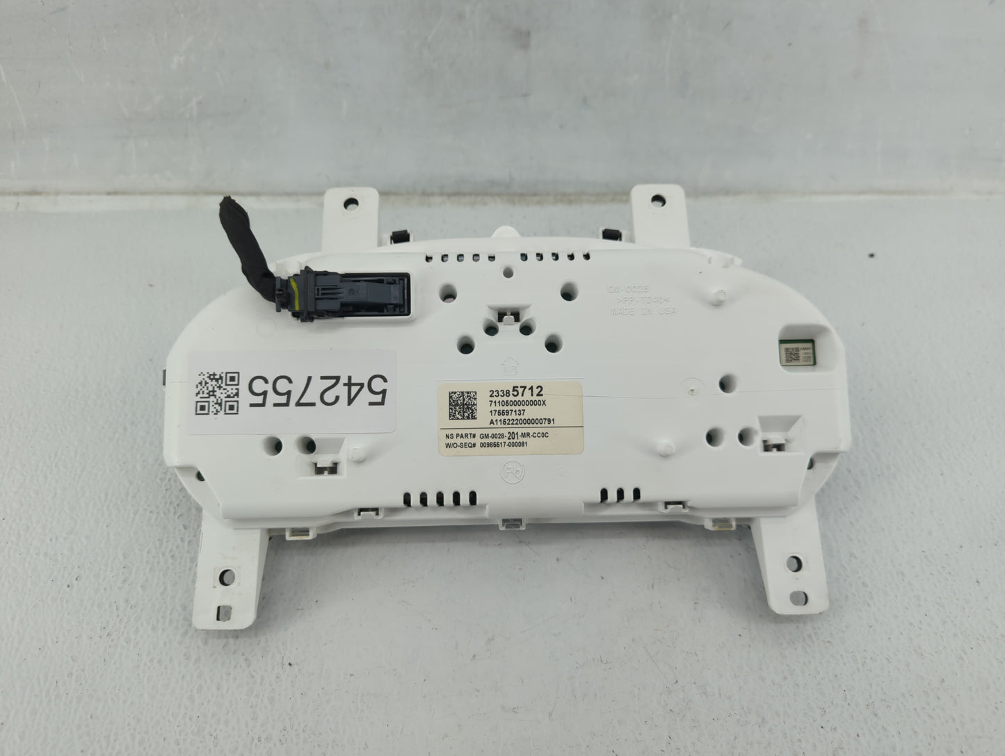2016 Chevrolet Impala Instrument Cluster Speedometer Gauges P/N:23385712 23414530 Fits OEM Used Auto Parts - Oemusedautopart