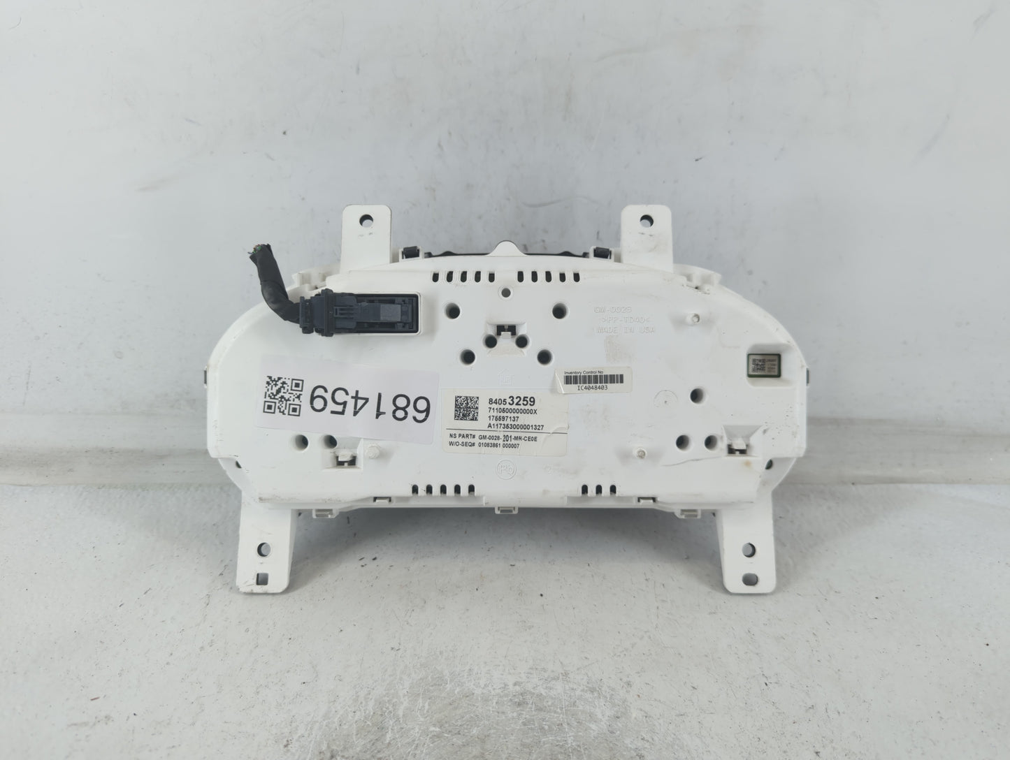 2016 Chevrolet Impala Instrument Cluster Speedometer Gauges P/N:84053259 Fits OEM Used Auto Parts - Oemusedautoparts1.com