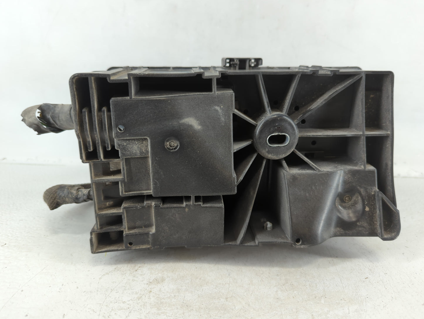 2016 Chevrolet Impala Fusebox Fuse Box Panel Relay Module P/N:23299787_01 Fits OEM Used Auto Parts - Oemusedautoparts1.com