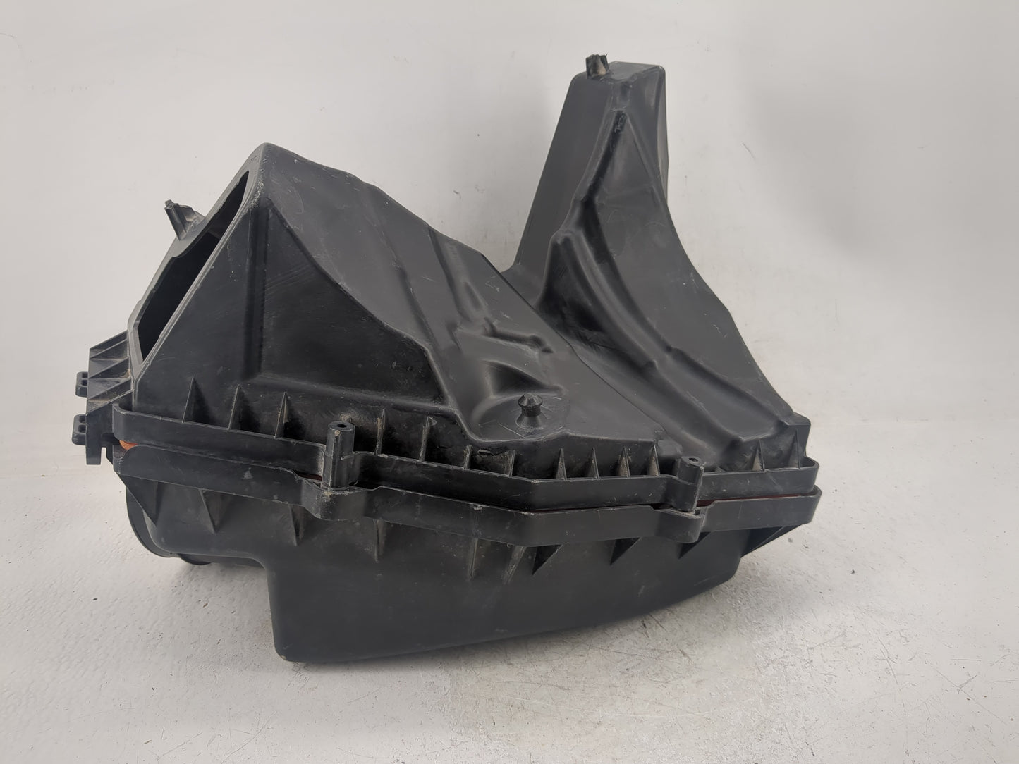 2016-2021 Chevrolet Malibu Air Cleaner Intake-duct Hose Tube - Oemusedautoparts1.com