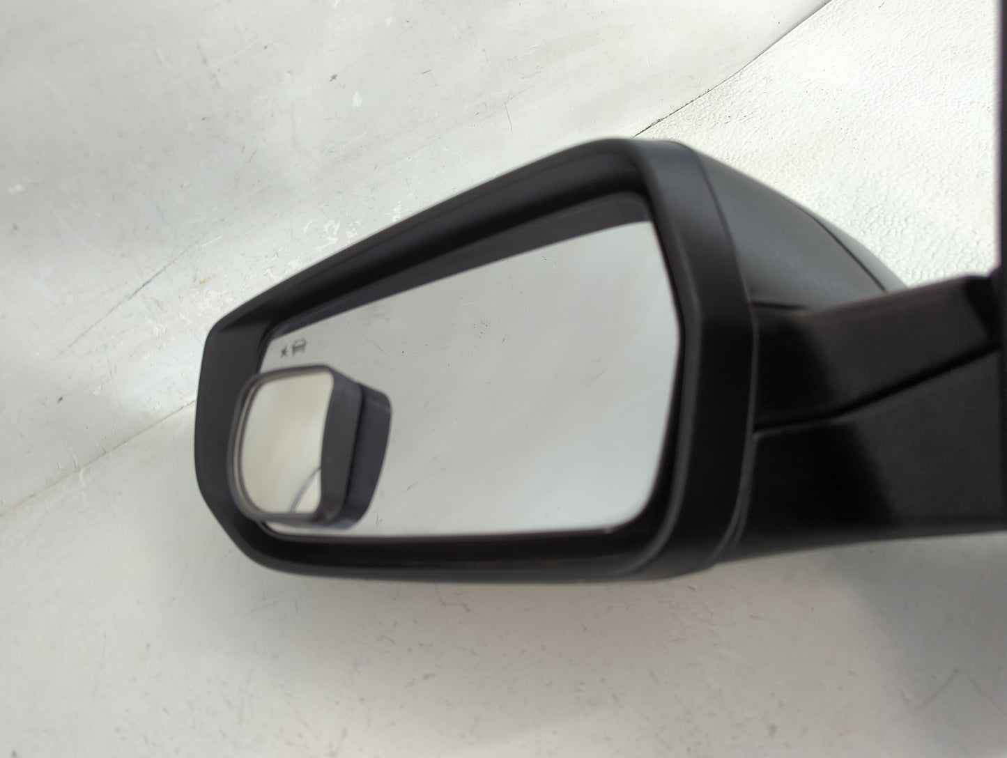 2016-2018 Chevrolet Malibu Side Mirror Replacement Driver Left View Door Mirror P/N:84269686 Fits Fits 2016 2017 2018 OEM Us