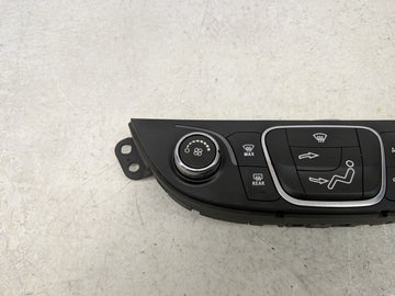 2016-2017 Chevrolet Malibu Climate Control Module Temperature AC/Heater Replacement P/N:000235226 84178406 Fits Fits 2016 2017 OEM Used Auto Parts