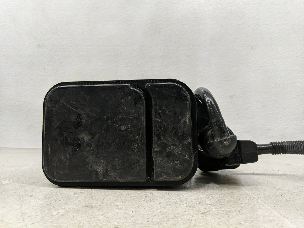 2016 Chevrolet Malibu Fuel Vapor Charcoal Canister 1356694 - Oemusedautoparts1.com