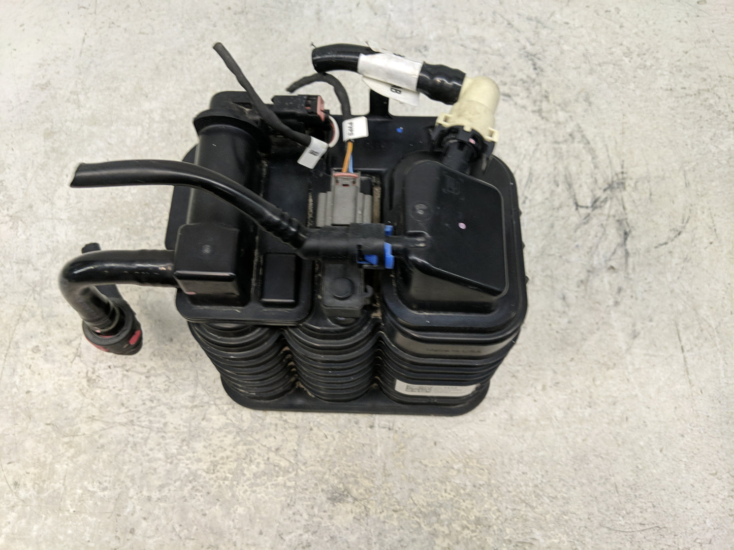 2016 Chevrolet Malibu Fuel Vapor Charcoal Canister 1357678 - Oemusedautoparts1.com