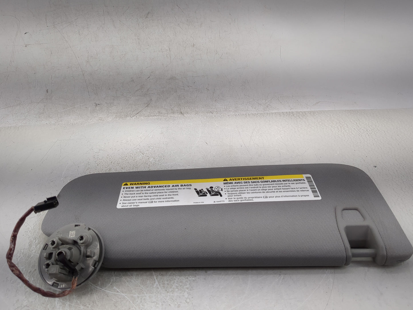 2016-2021 Chevrolet Malibu Sun Visor Shade Replacement Driver Left Mirror Fits Fits 2016 2017 2018 2019 2020 2021 OEM Used A