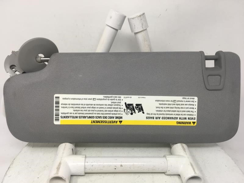 2016-2019 Chevrolet Malibu Sun Visor Shade Replacement Passenger Right Mirror Fits Fits 2016 2017 2018 2019 OEM Used Auto Pa