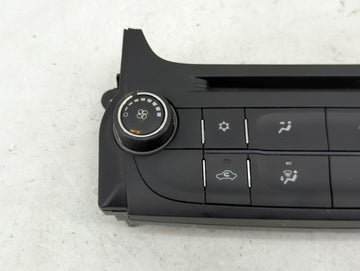 2016-2017 Chevrolet Malibu Climate Control Module Temperature AC/Heater Replacement P/N:23465797 Fits Fits 2016 2017 OEM Used Auto Parts
