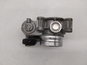 2016-2019 Chevrolet Malibu Throttle Body P/N:12659491BA 12671379AA Fits Fits 2016 2017 2018 2019 OEM Used Auto Parts