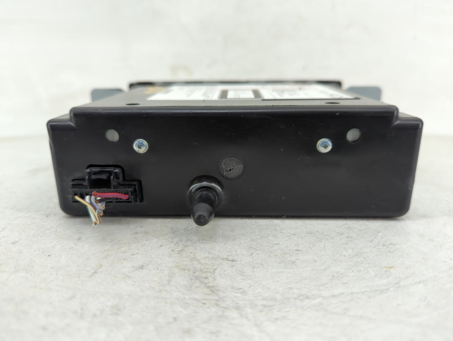 2016 Chevrolet Silverado 1500 Radio AM FM Cd Player Receiver Replacement P/N:84016435 Fits Fits 2017 OEM Used Auto Parts - O