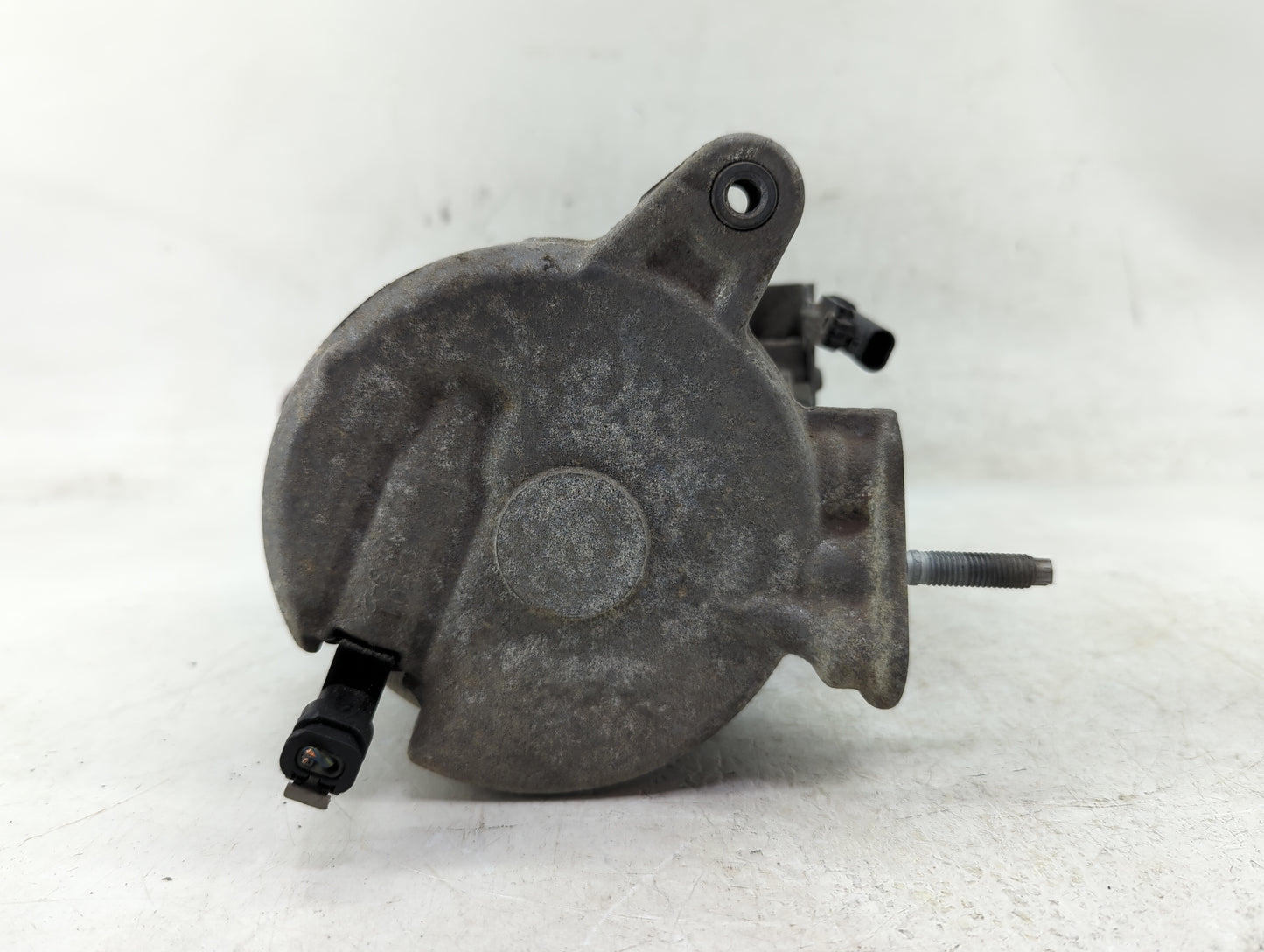 2014 Chevrolet Silverado 1500 Air Conditioning A/c Ac Compressor Oem - Oemusedautoparts1.com