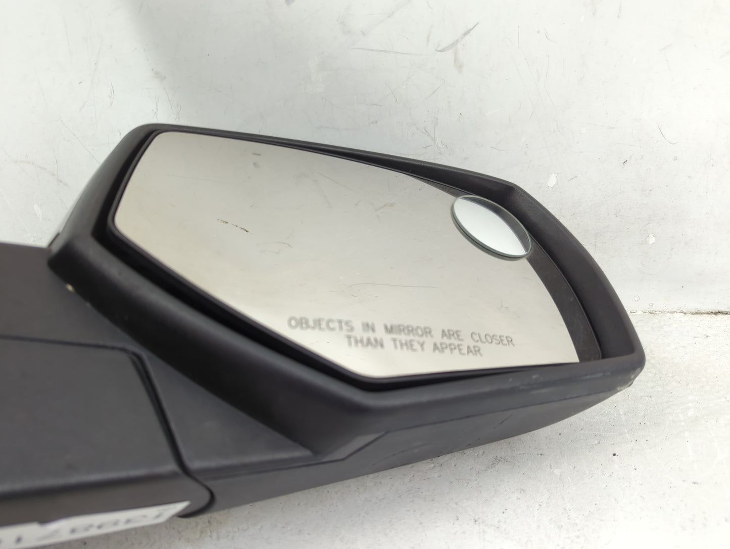 2014-2019 Chevrolet Silverado 1500 Passenger Side View Mirror - Right Door Mirror OEM Used - Oemusedautoparts1.com