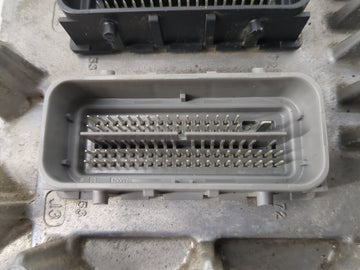 2014-2016 Chevrolet Silverado 1500 PCM Engine Control Computer ECU ECM PCU OEM P/N:12673195 Fits Fits 2014 2015 2016 OEM Used Auto Parts