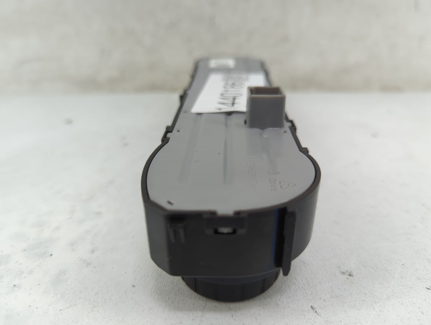 2016 Chevrolet Silverado 1500 Climate Control Module Temperature AC/Heater Replacement P/N:23486621 Fits OEM Used Auto Parts