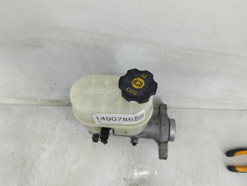 2014-2019 Chevrolet Silverado 1500 Brake Master Cylinder 1490786