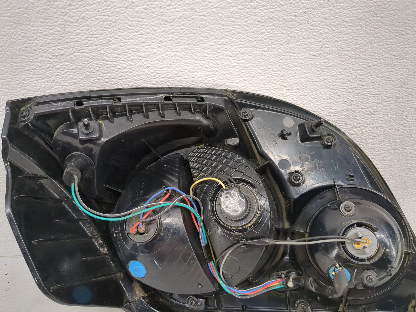 2012-2016 Chevrolet Sonic Tail Light Assembly Driver Left OEM Fits Fits 2012 2013 2014 2015 2016 OEM Used Auto Parts - Oemus