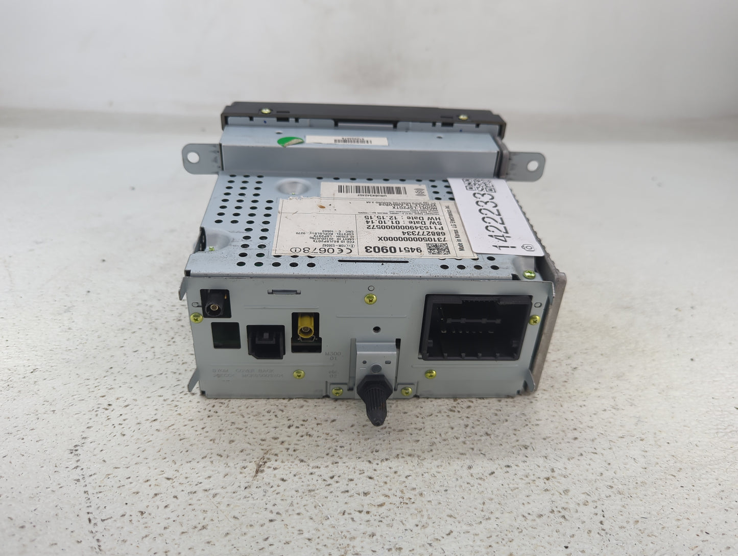 2015-2016 Chevrolet Sonic Radio AM FM Cd Player Receiver Replacement P/N:94510903 Fits Fits 2015 2016 OEM Used Auto Parts -