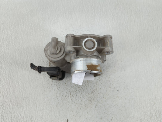 2016-2022 Chevrolet Spark Throttle Body P/N:12654237 12673014 Fits Fits 2016 2017 2018 2019 2020 2021 2022 OEM Used Auto Parts