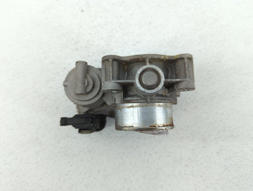 2016-2018 Chevrolet Spark Throttle Body P/N:12673014 Fits Fits 2016 2017 2018 OEM Used Auto Parts