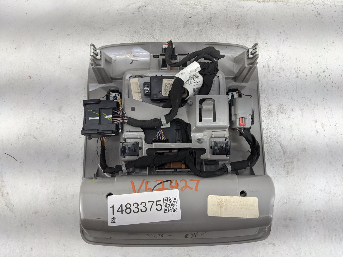 2015-2020 Chevrolet Tahoe Overhead Console W/rear Climate Control Tan - Oemusedautoparts1.com