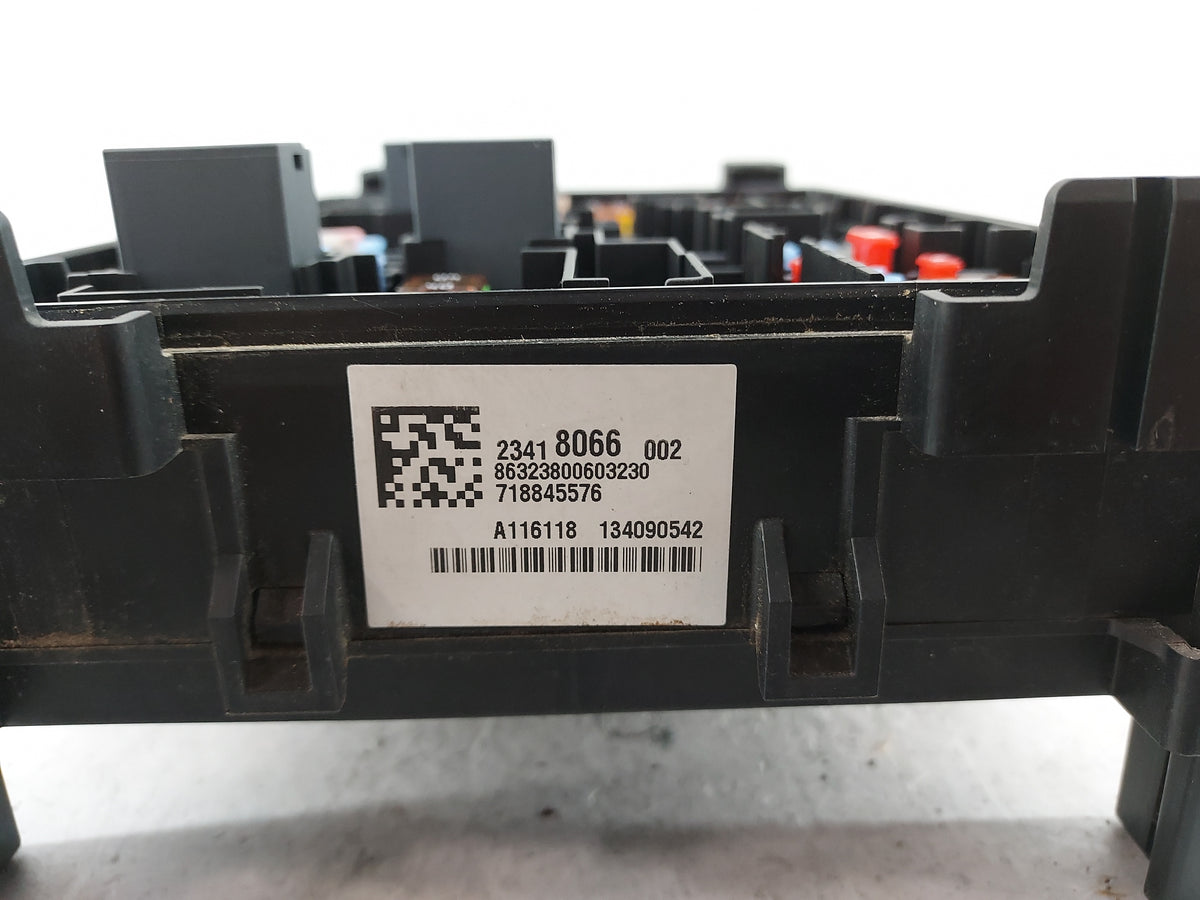 2015-2020 Chevrolet Tahoe Fusebox Fuse Box Panel Relay Module P/N:23418066 86323800603230 Fits Fits 2015 2016 2017 2018 2019