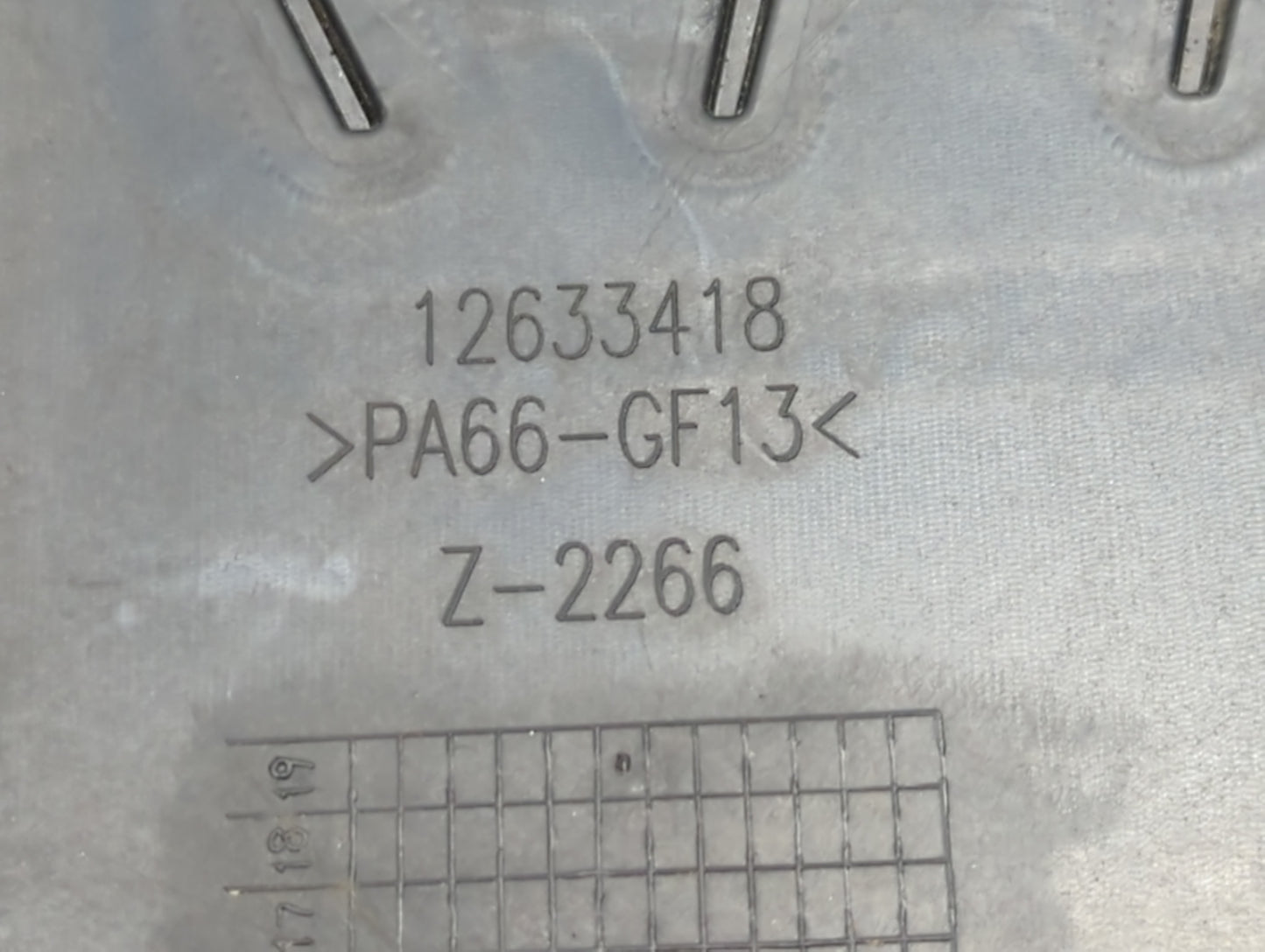 2016 Chevrolet Traverse Engine Cover - Oemusedautoparts1.com