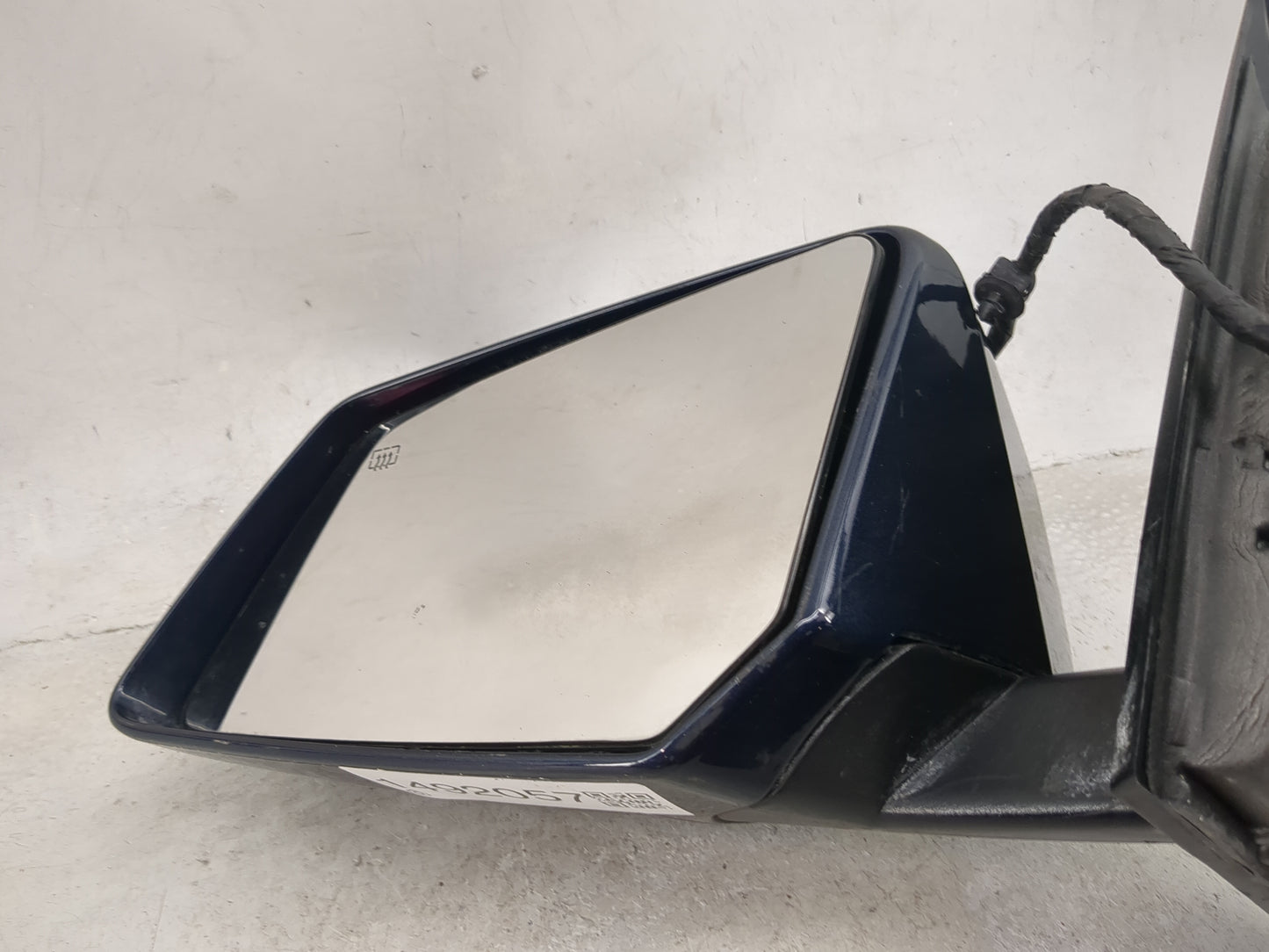2015-2017 Chevrolet Traverse Driver Side View Mirror - Left Door Mirror OEM Used - Oemusedautoparts1.com