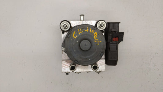 2012-2017 Chevrolet Traverse ABS Pump Control Module Replacement P/N:23407416 22912777 Fits Fits 2012 2013 2014 2015 2016 2017 OEM Used Auto Parts