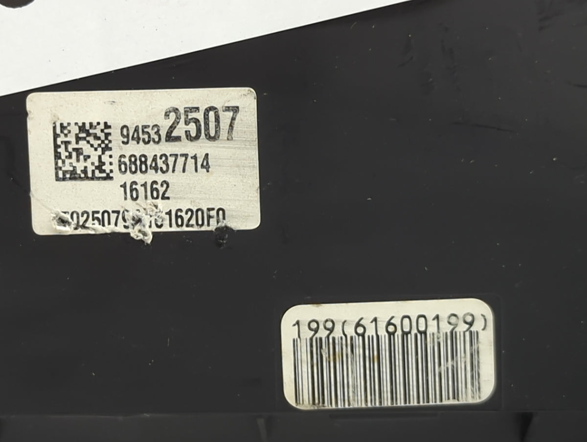 2015-2016 Chevrolet Trax Instrument Cluster Speedometer Gauges P/N:94532507 688437714 Miles: Fits Fits 2015 2016 OEM Used Au