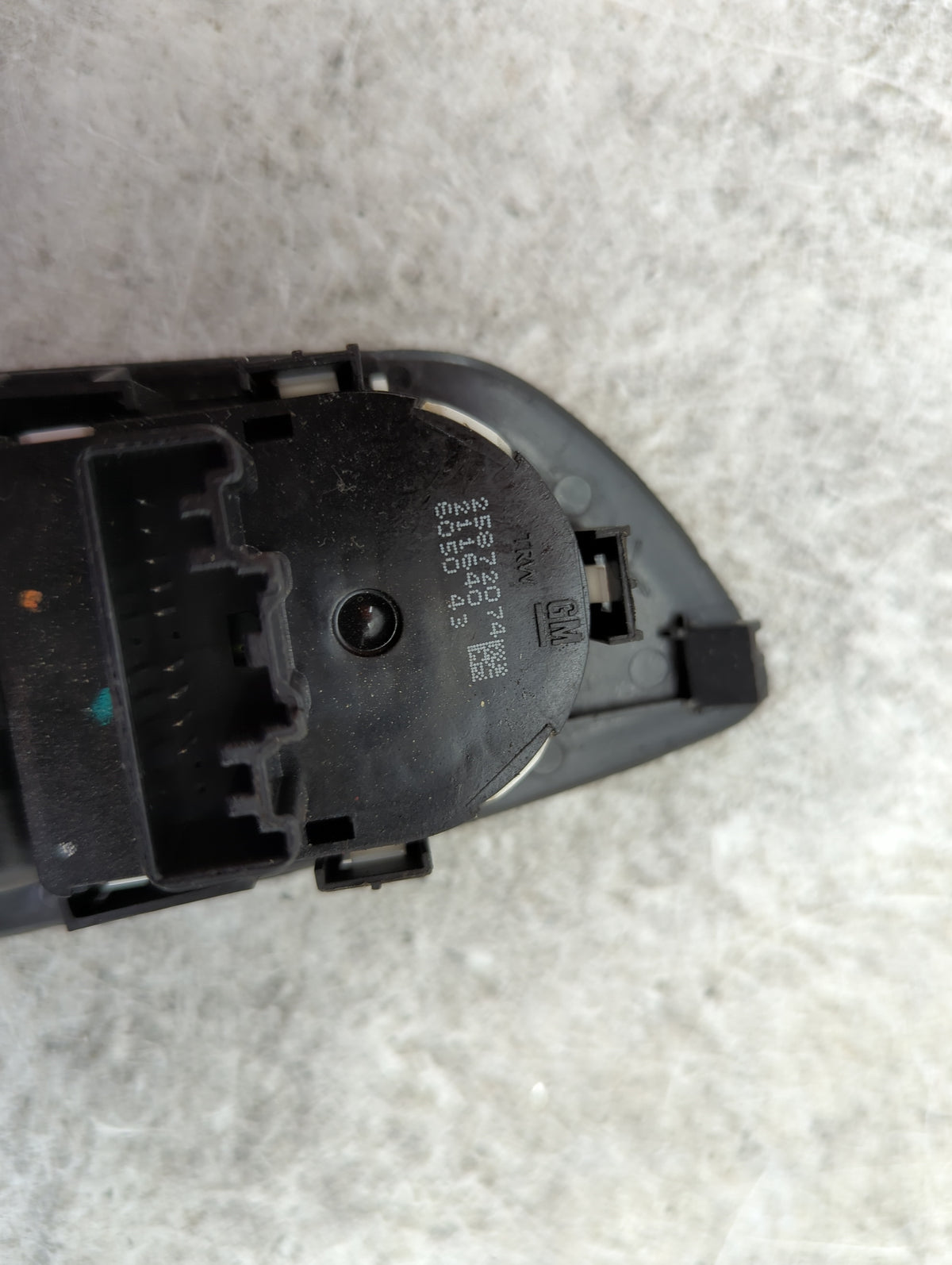 2016 Chevrolet Trax Master Power Window Switch Replacement Driver Side Left P/N:22957207 045640443 Fits OEM Used Auto Parts