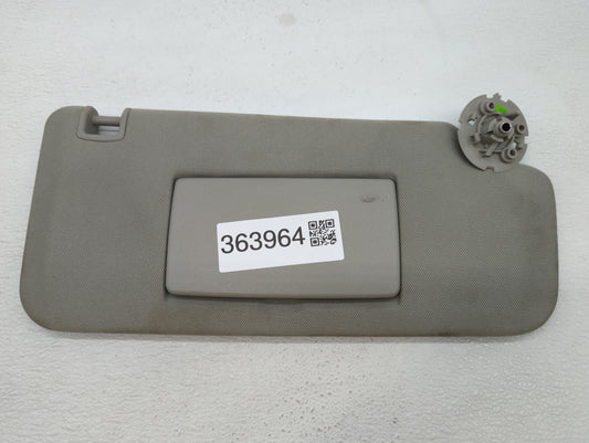 2015-2016 Chevrolet Trax Sun Visor Shade Replacement Passenger Right Mirror Fits Fits 2015 2016 OEM Used Auto Parts