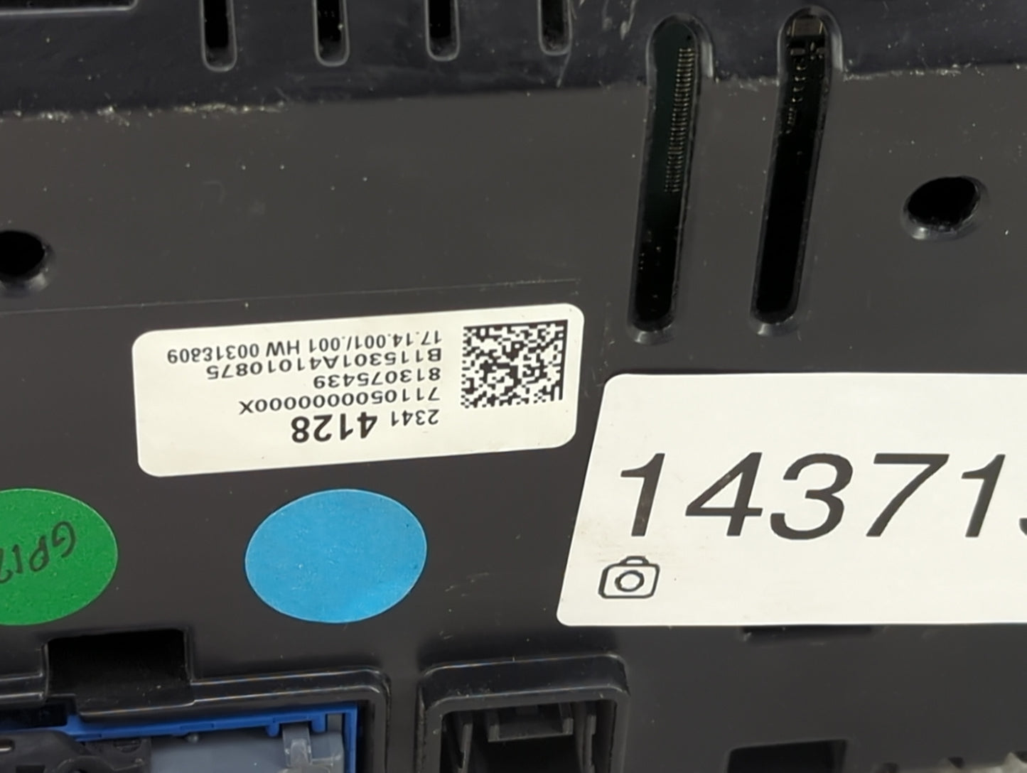 2016 Chevrolet Volt Instrument Cluster Speedometer Gauges P/N:23414128 7110500000000X, 81307543, B115301A41010875 Fits OEM U