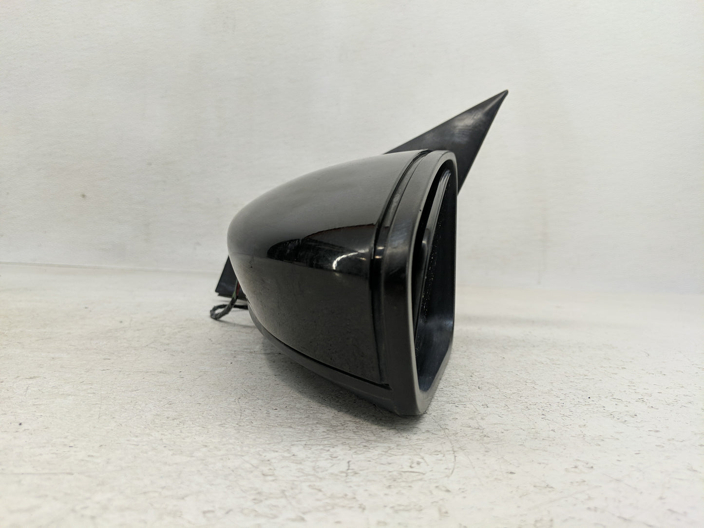 2015-2017 Chrysler 200 Driver Side View Mirror - Left Door Mirror OEM Used - Oemusedautoparts1.com
