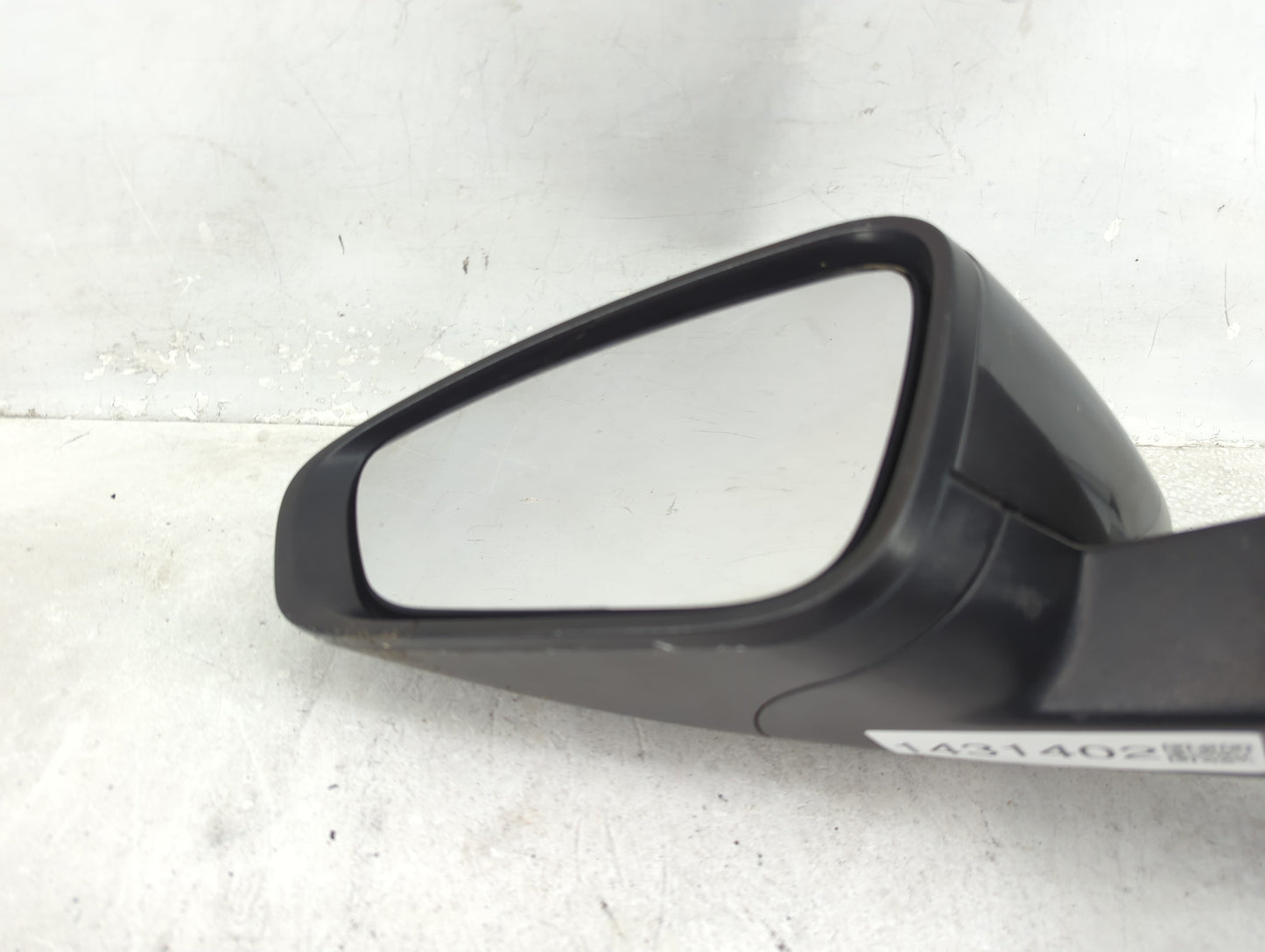 2015-2017 Chrysler 200 Driver Side View Mirror - Left Door Mirror OEM Used - Oemusedautoparts1.com